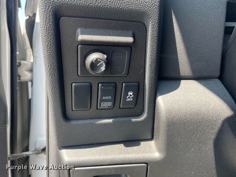 image for item LJ9590 2015 Nissan Rogue Select  SUV