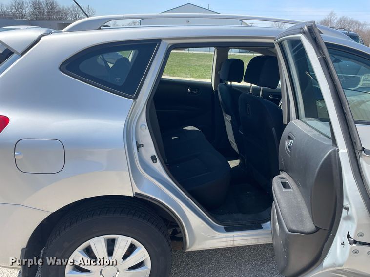 image for item LJ9590 2015 Nissan Rogue Select  SUV