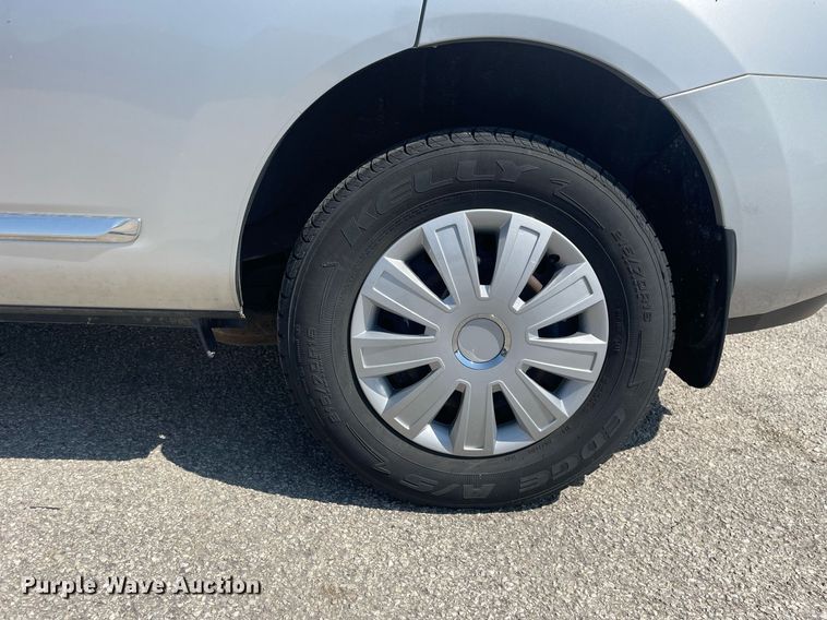 image for item LJ9590 2015 Nissan Rogue Select  SUV