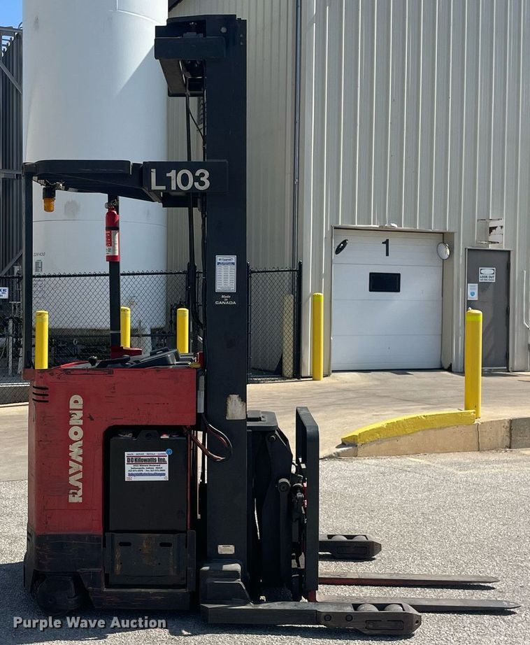 image for item LJ9591 Raymond EASI DR25TT  forklift