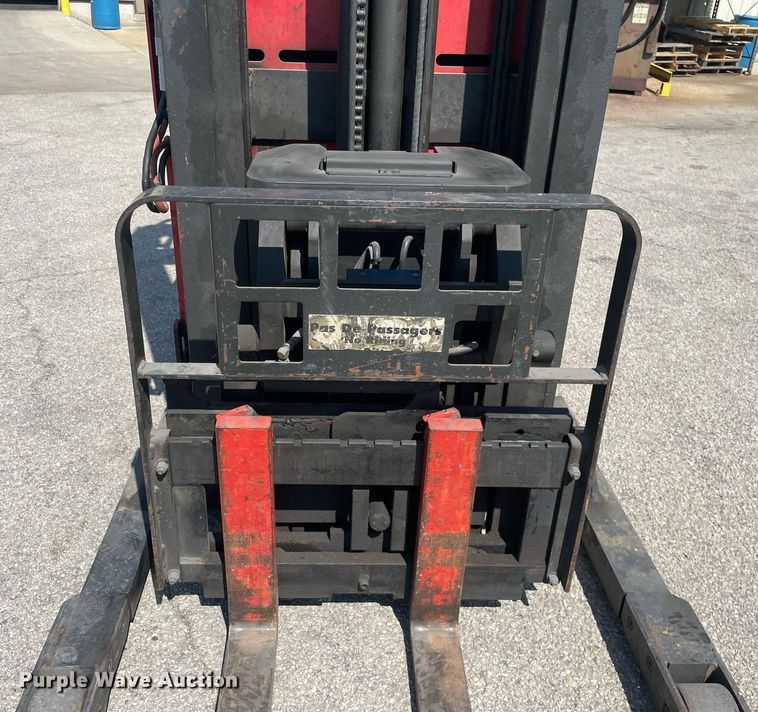 image for item LJ9591 Raymond EASI DR25TT  forklift