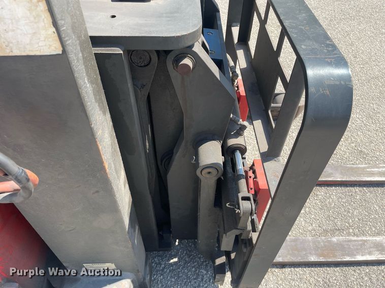 image for item LJ9591 Raymond EASI DR25TT  forklift