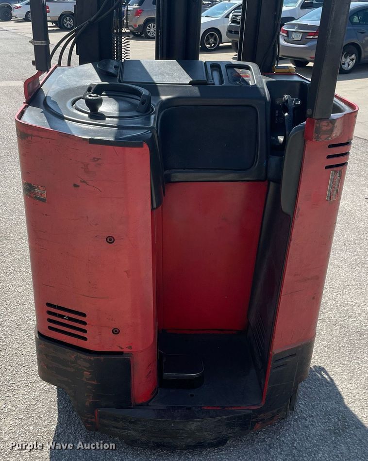 image for item LJ9591 Raymond EASI DR25TT  forklift