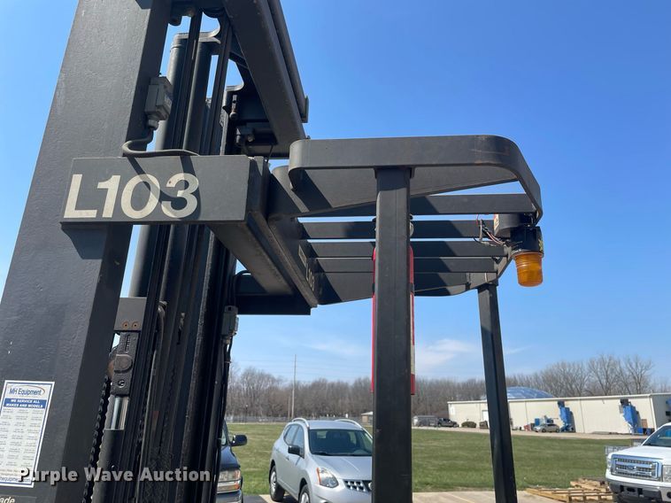 image for item LJ9591 Raymond EASI DR25TT  forklift