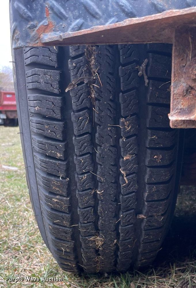 image for item LJ9594 2005 Liberty Industries Inc  tilt deck equipment trailer