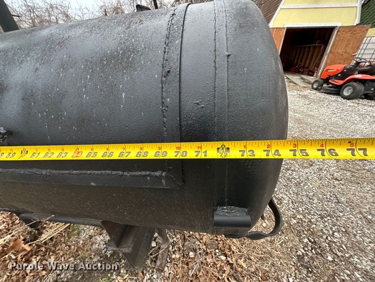 image for item LN9124 Grill/smoker