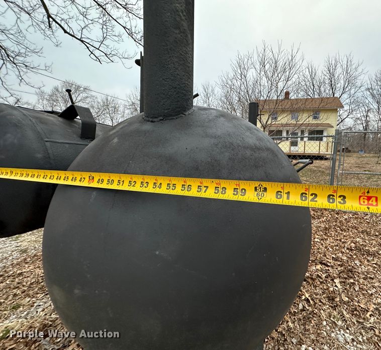 image for item LN9124 Grill/smoker