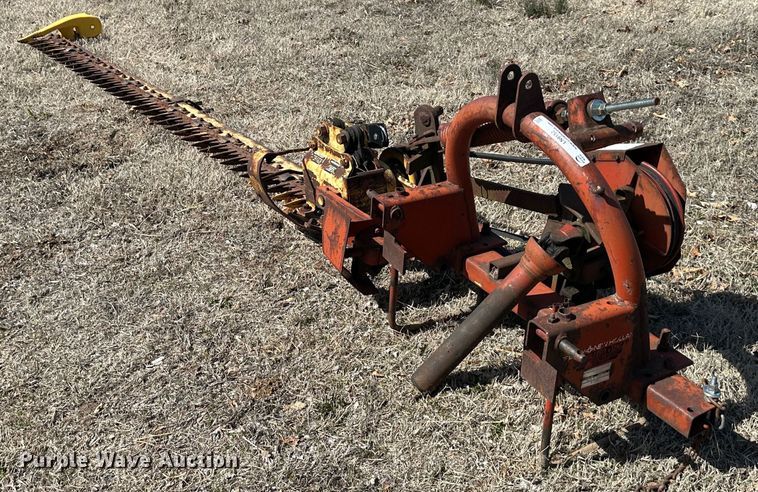 image for item LN9152 New Holland 451  sickle mower