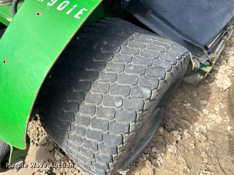 image for item LN9154 (4) John Deere ZTR lawn mowers