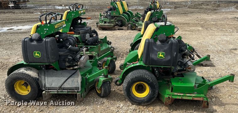 image for item LN9156 (4) John Deere 652E ZTR lawn mowers