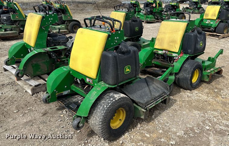 image for item LN9156 (4) John Deere 652E ZTR lawn mowers