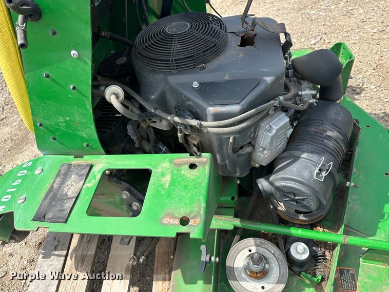 image for item LN9156 (4) John Deere 652E ZTR lawn mowers