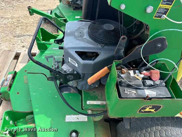 image for item LN9156 (4) John Deere 652E ZTR lawn mowers