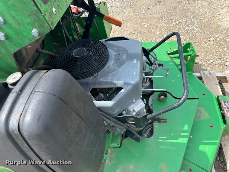 image for item LN9156 (4) John Deere 652E ZTR lawn mowers