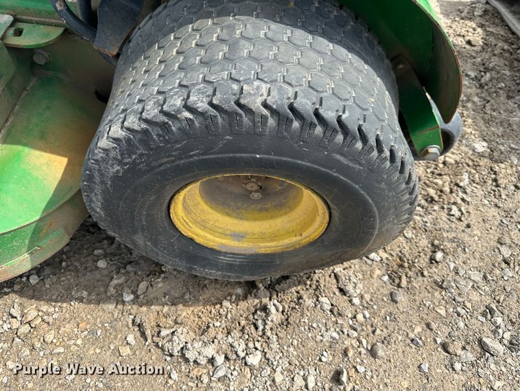 image for item LN9156 (4) John Deere 652E ZTR lawn mowers