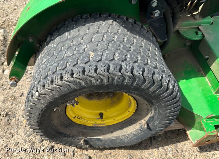 image for item LN9156 (4) John Deere 652E ZTR lawn mowers