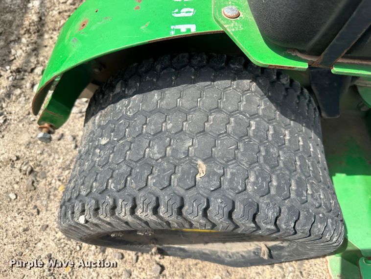 image for item LN9156 (4) John Deere 652E ZTR lawn mowers