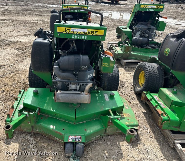 image for item LN9156 (4) John Deere 652E ZTR lawn mowers