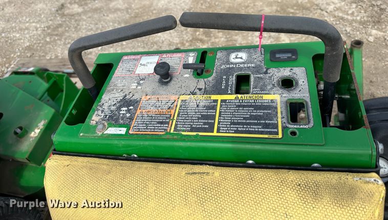 image for item LN9156 (4) John Deere 652E ZTR lawn mowers