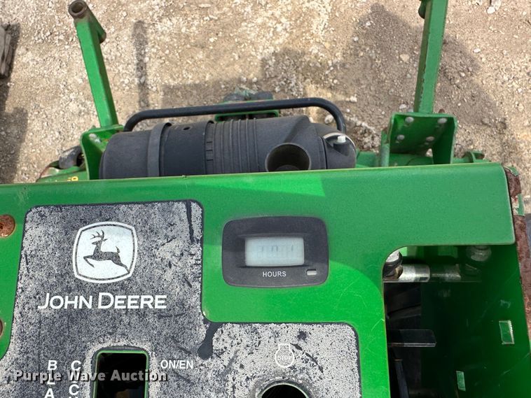 image for item LN9156 (4) John Deere 652E ZTR lawn mowers