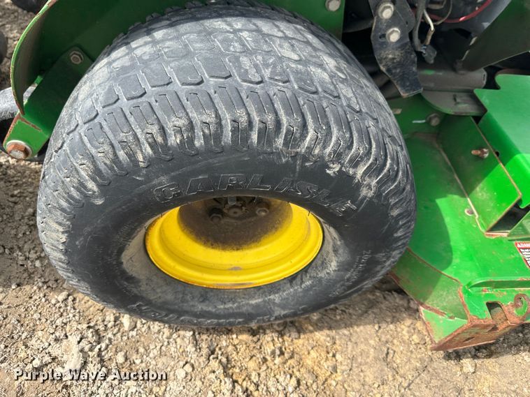 image for item LN9156 (4) John Deere 652E ZTR lawn mowers