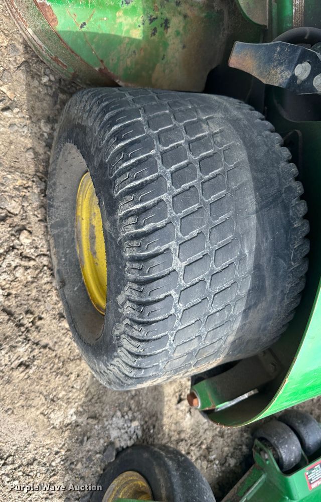 image for item LN9156 (4) John Deere 652E ZTR lawn mowers