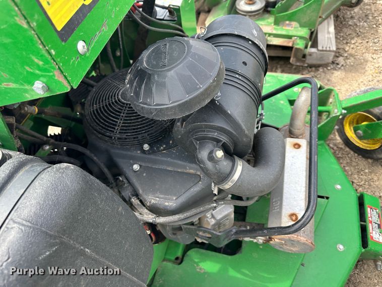 image for item LN9156 (4) John Deere 652E ZTR lawn mowers