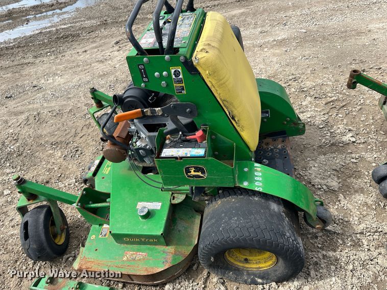 image for item LN9167 (4) John Deere 652E