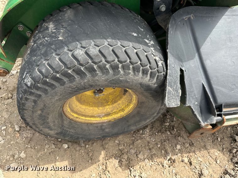 image for item LN9167 (4) John Deere 652E