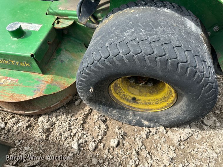 image for item LN9167 (4) John Deere 652E