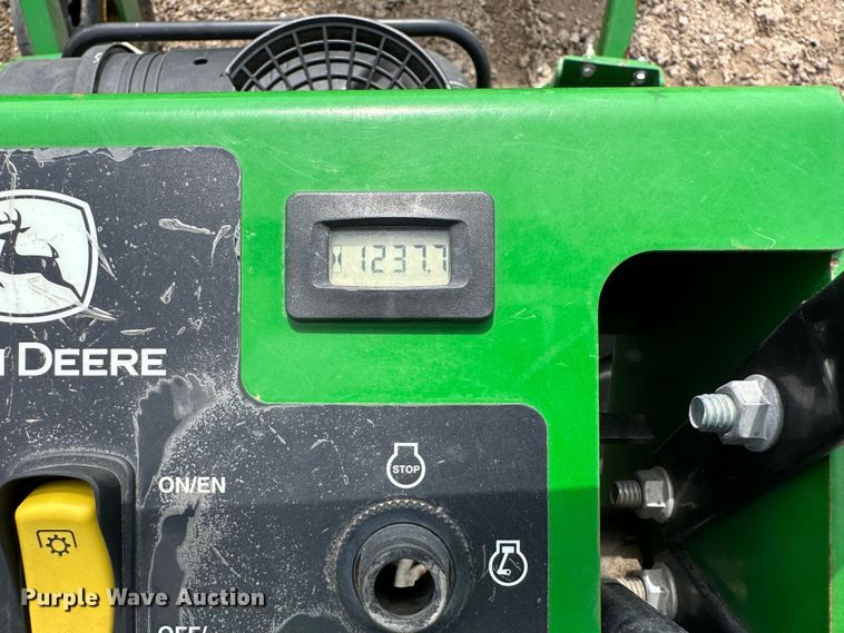 image for item LN9167 (4) John Deere 652E