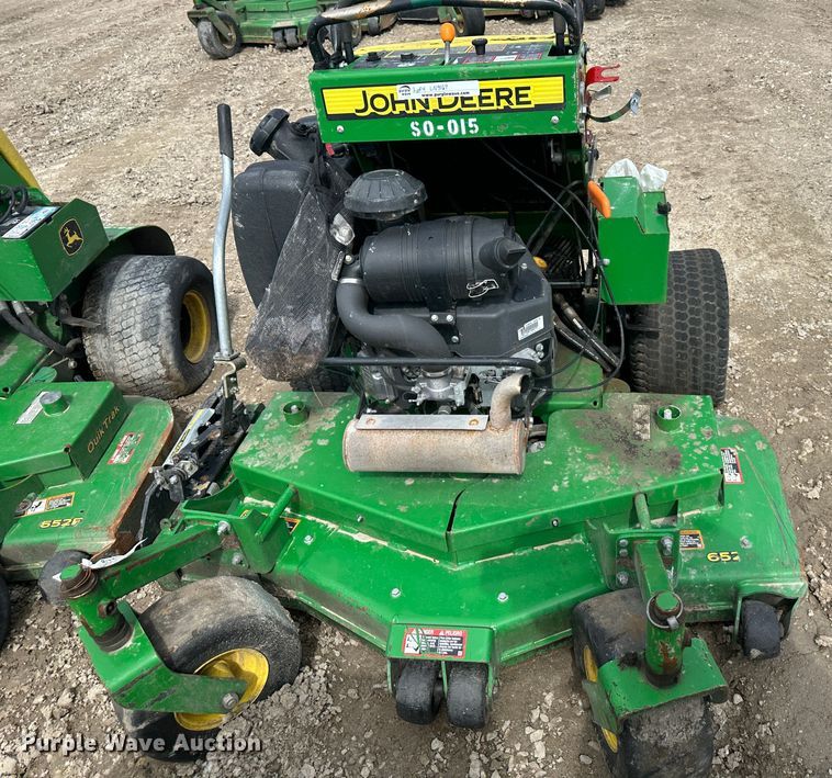 image for item LN9167 (4) John Deere 652E