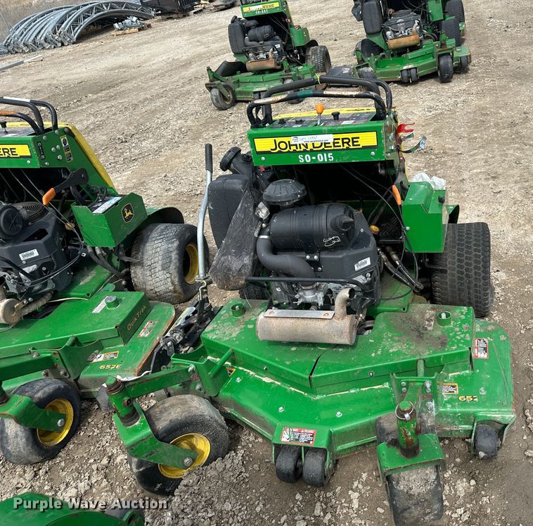 image for item LN9167 (4) John Deere 652E