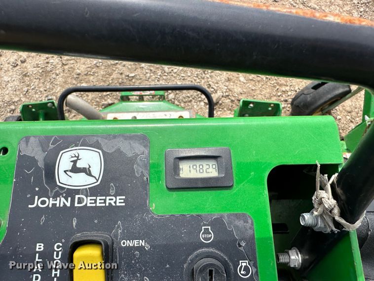 image for item LN9167 (4) John Deere 652E