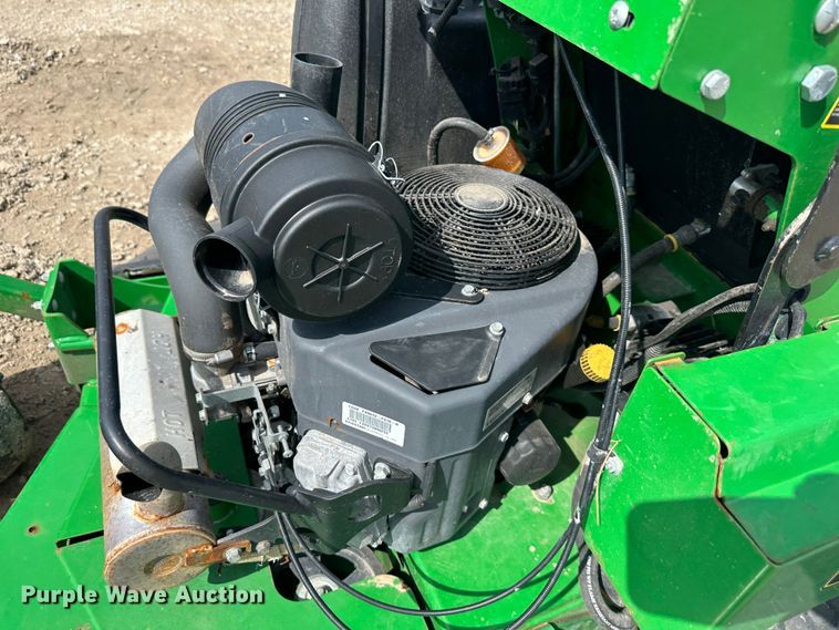 image for item LN9168 (3) John Deere 652E