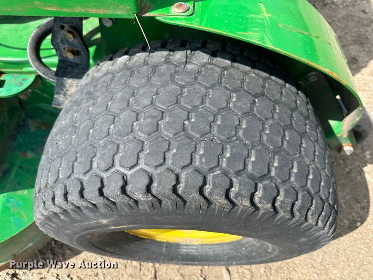 image for item LN9168 (3) John Deere 652E