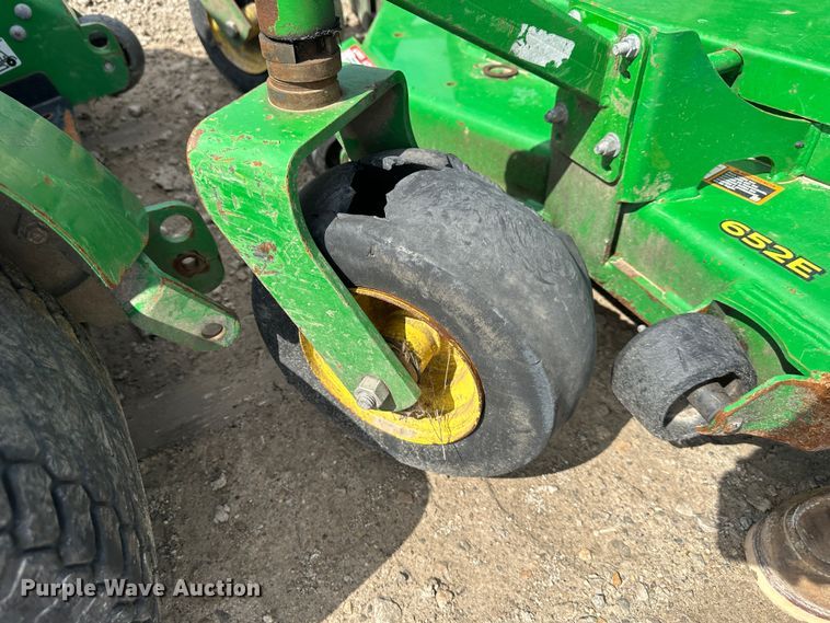 image for item LN9168 (3) John Deere 652E