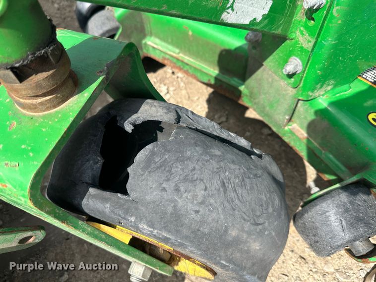 image for item LN9168 (3) John Deere 652E