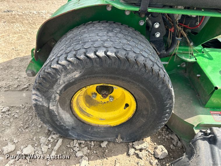 image for item LN9168 (3) John Deere 652E