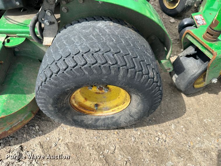 image for item LN9168 (3) John Deere 652E