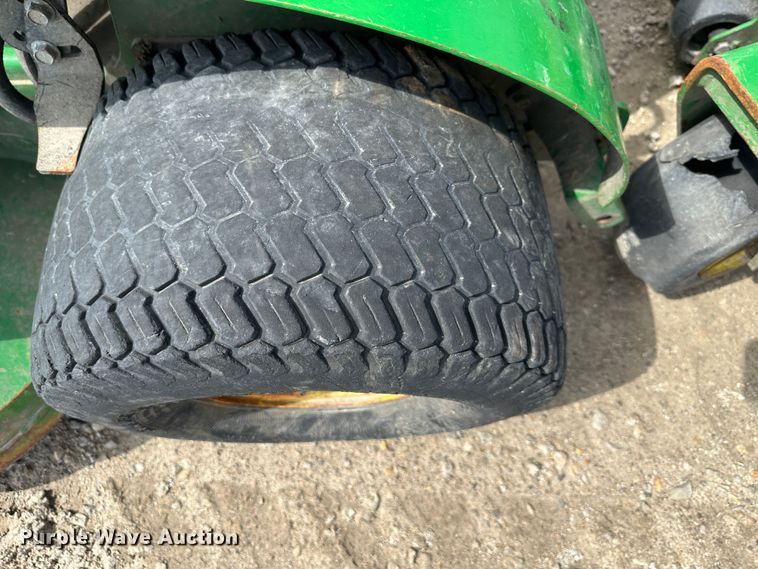 image for item LN9168 (3) John Deere 652E