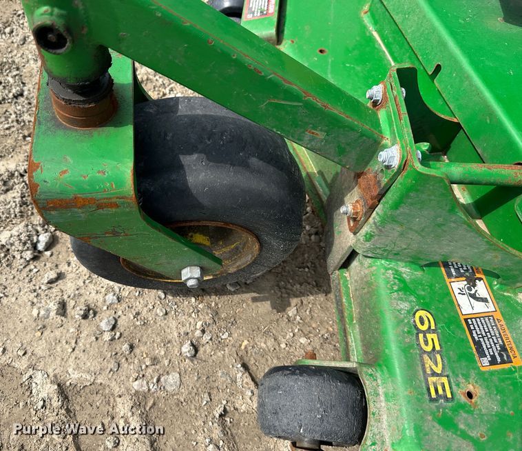 image for item LN9168 (3) John Deere 652E