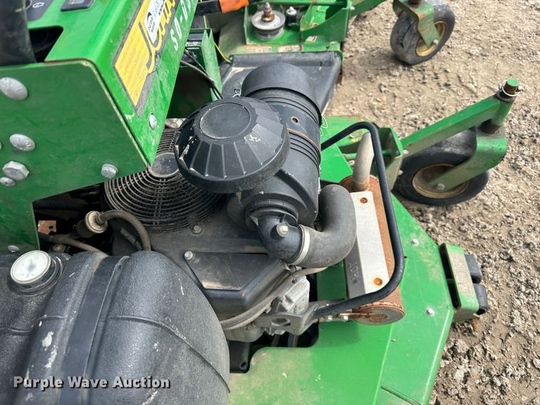 image for item LN9168 (3) John Deere 652E