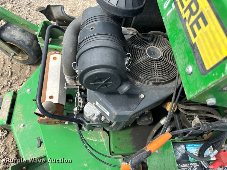 image for item LN9168 (3) John Deere 652E