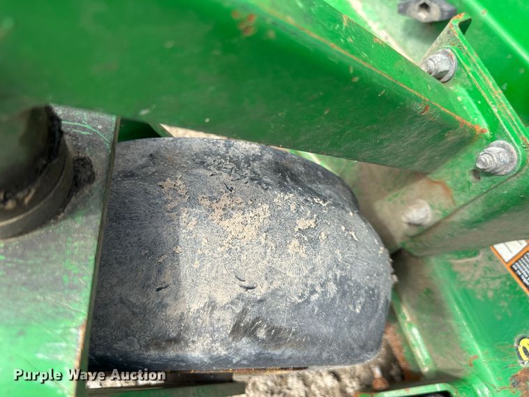 image for item LN9168 (3) John Deere 652E