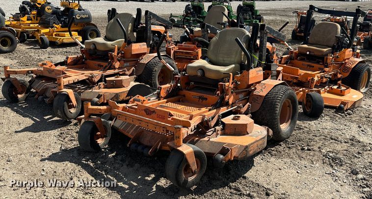 image for item LN9169 (4) Scag ZTR lawn mowers