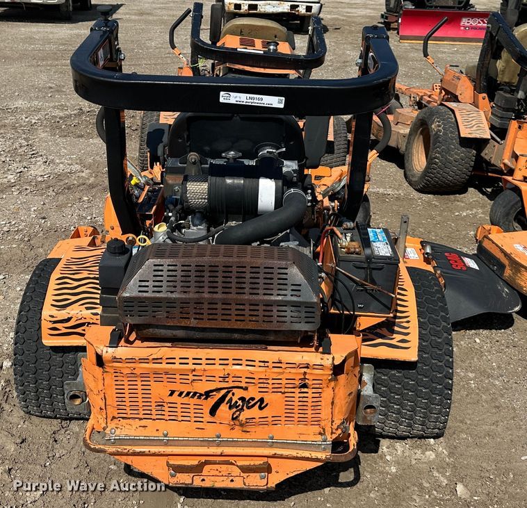 image for item LN9169 (4) Scag ZTR lawn mowers