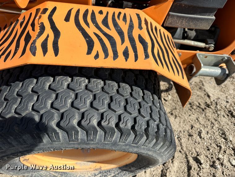 image for item LN9169 (4) Scag ZTR lawn mowers