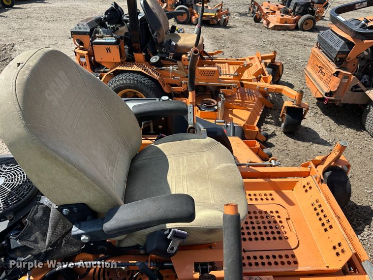 image for item LN9169 (4) Scag ZTR lawn mowers