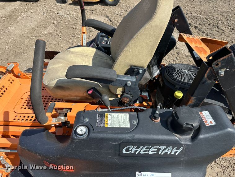 image for item LN9169 (4) Scag ZTR lawn mowers